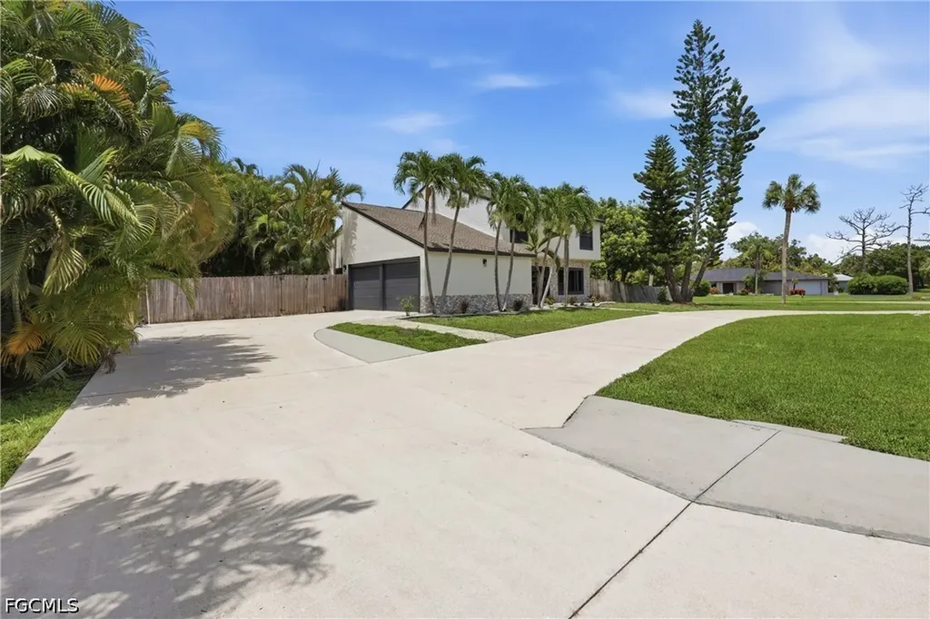 3691 Hyde Park Court Fort Myers FL 33908