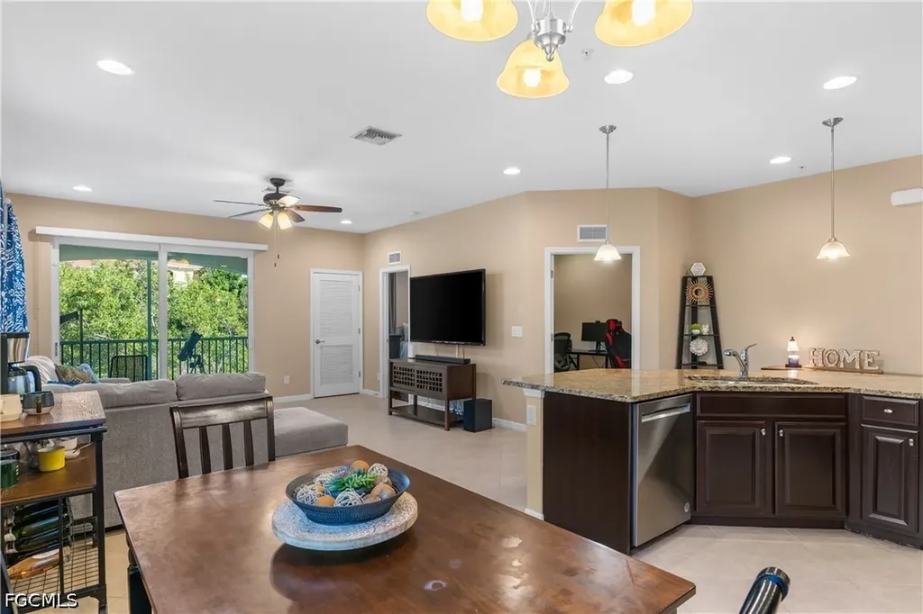 5790 Harbour Club Road Fort Myers FL 33919