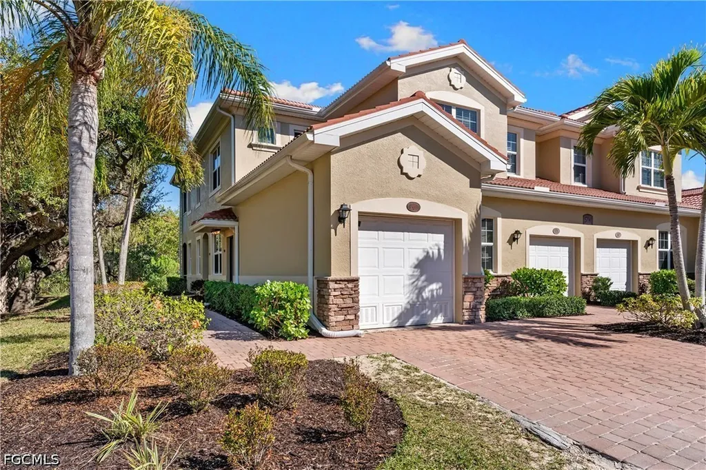 5790 Harbour Club Road Fort Myers FL 33919