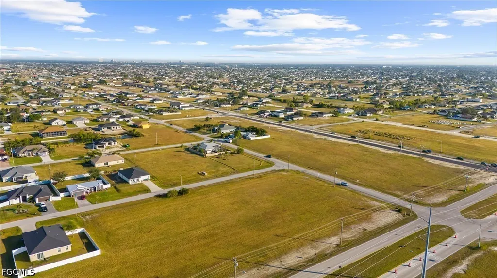 1614 NE Juanita Place Cape Coral FL 33909