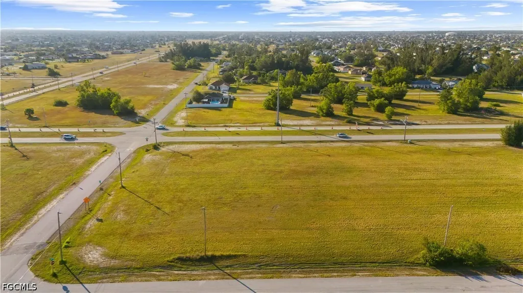 1614 NE Juanita Place Cape Coral FL 33909