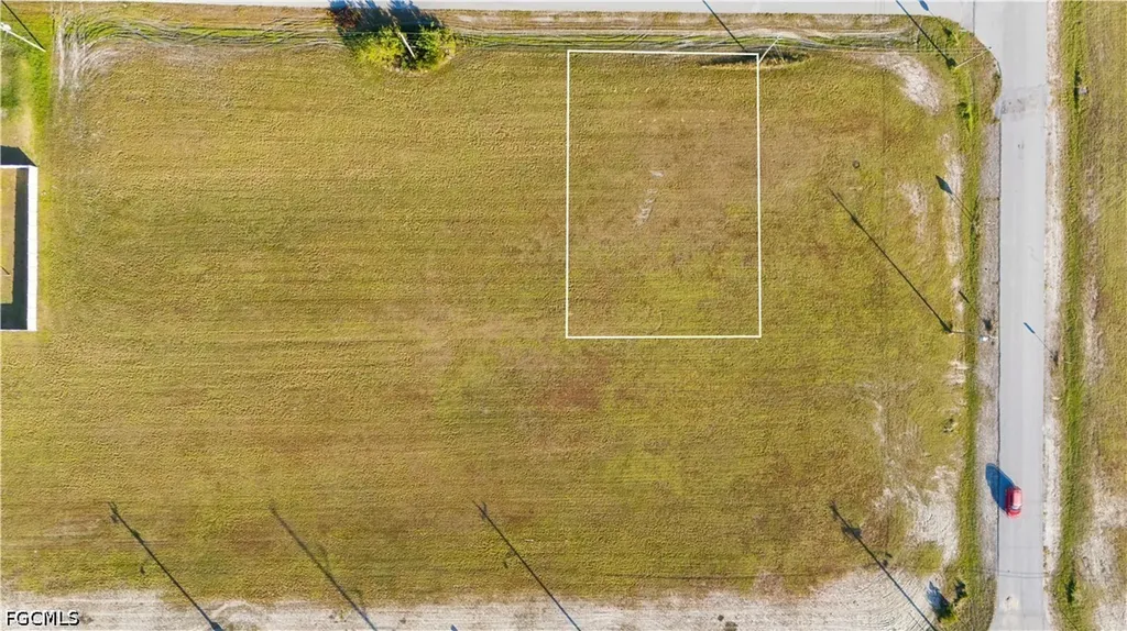 1614 NE Juanita Place Cape Coral FL 33909