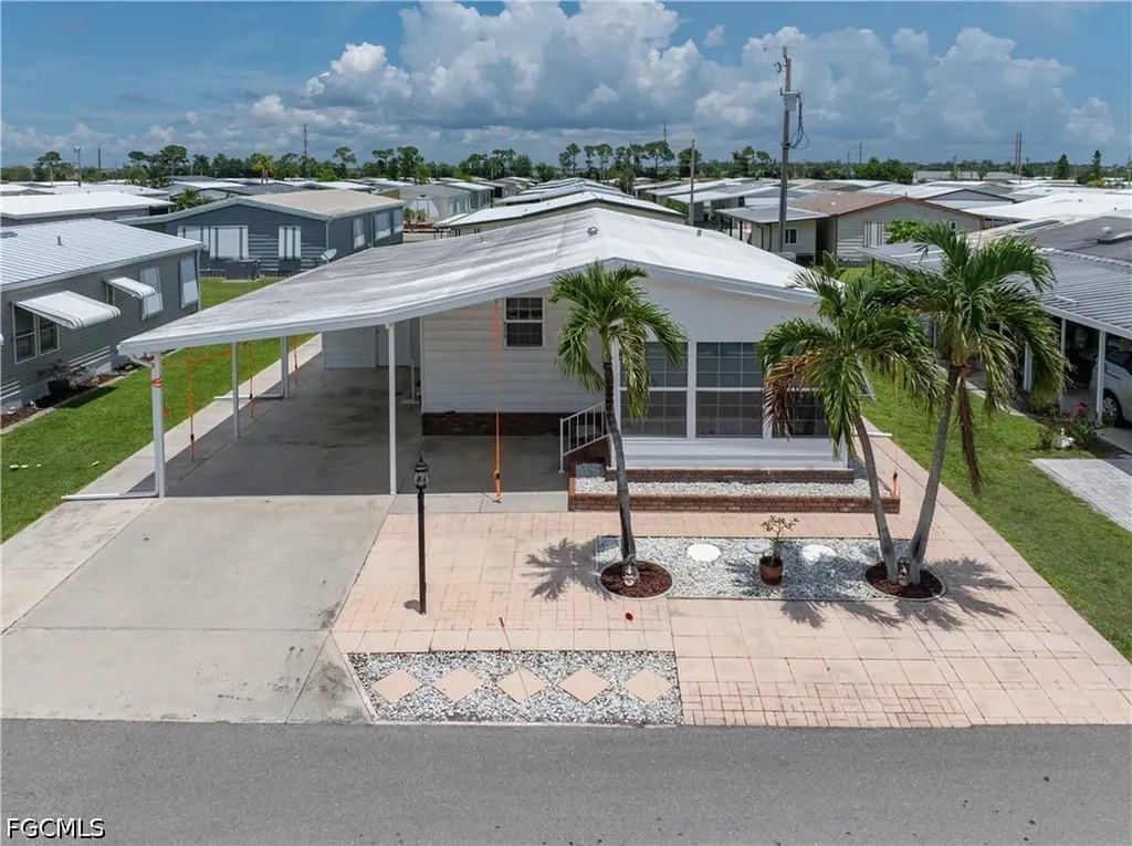 9270 Desoto Drive North Fort Myers FL 33903