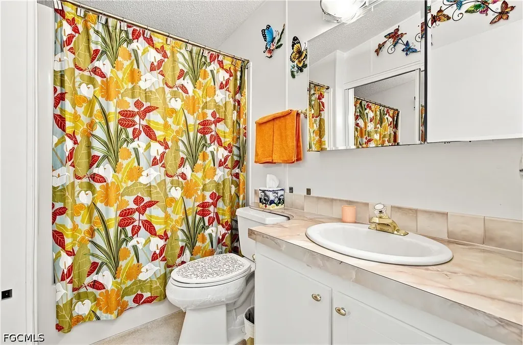 9270 Desoto Drive North Fort Myers FL 33903