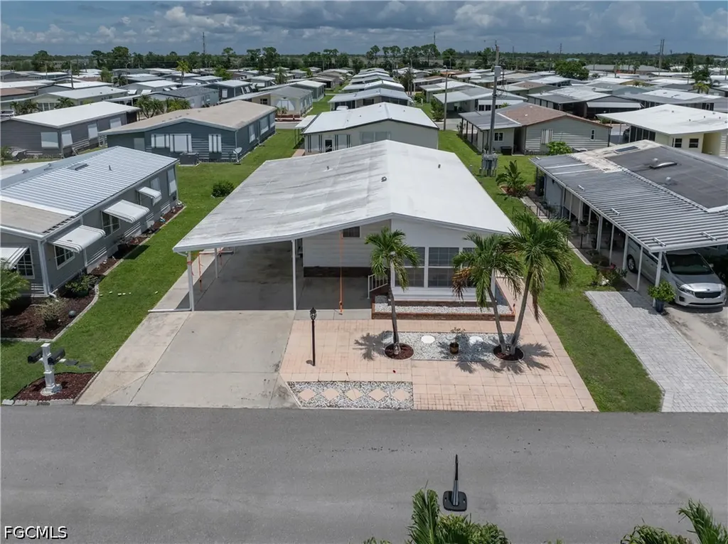 9270 Desoto Drive North Fort Myers FL 33903