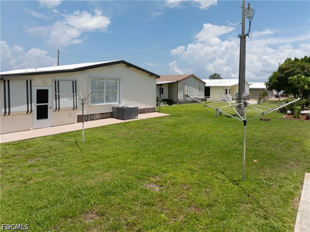 9270 Desoto Drive North Fort Myers FL 33903