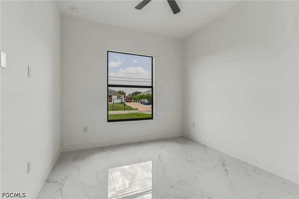 4002 9th Street SW Lehigh Acres FL 33976