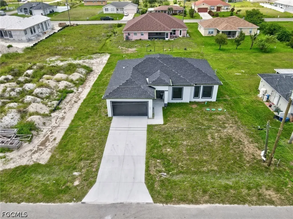 4002 9th Street SW Lehigh Acres FL 33976