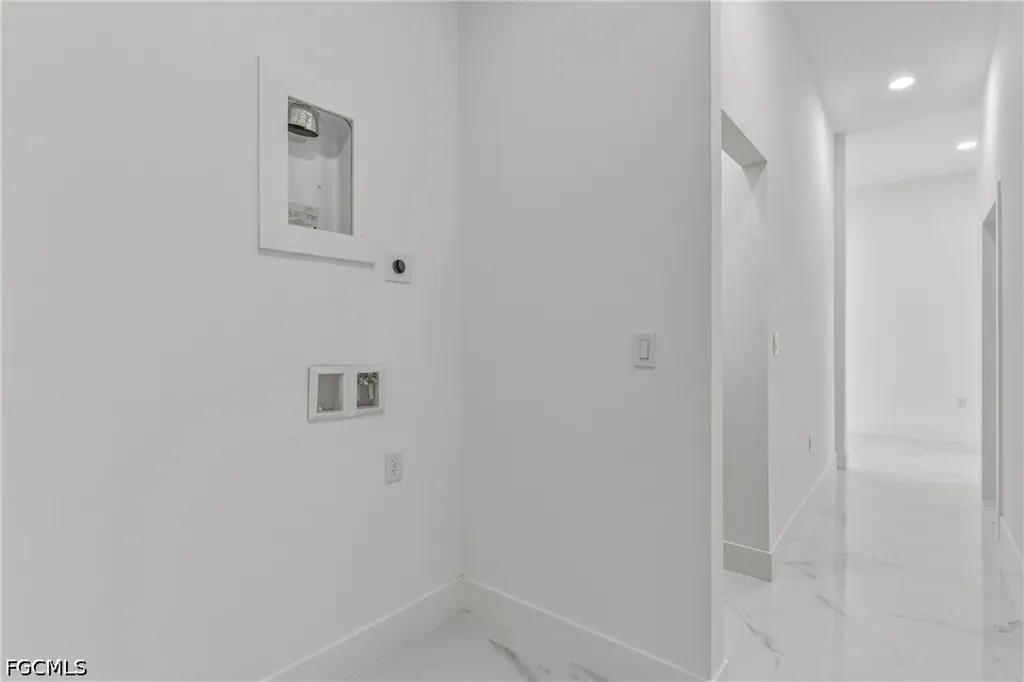 4002 9th Street SW Lehigh Acres FL 33976