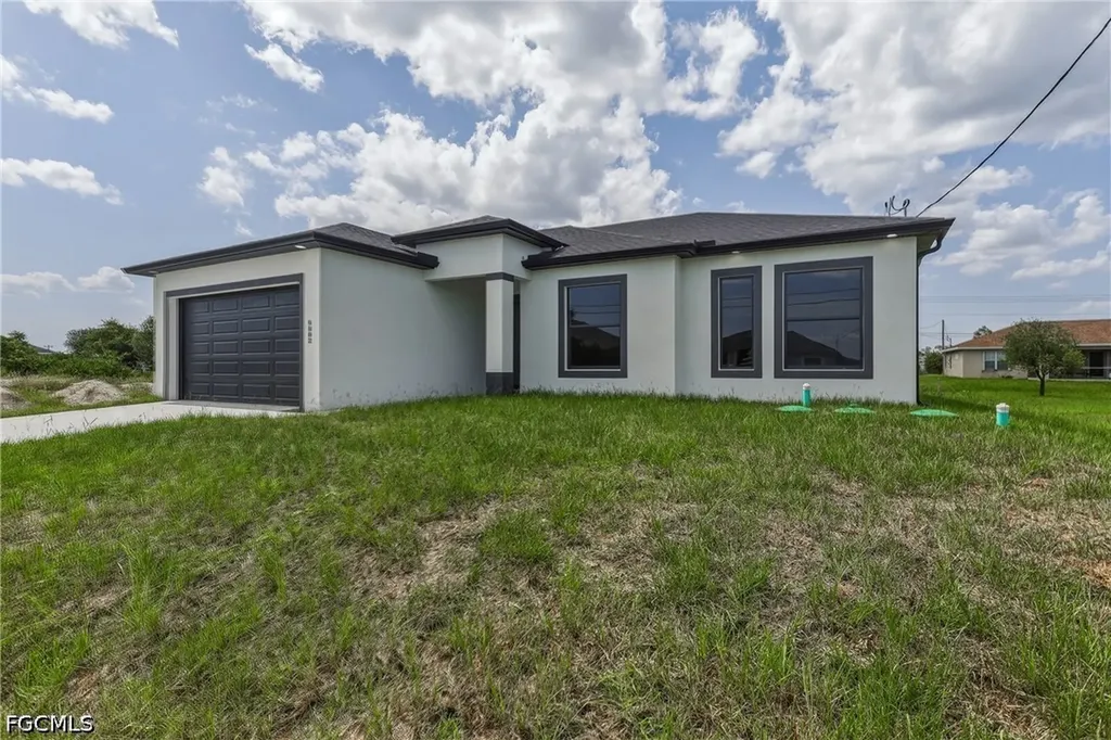 4002 9th Street SW Lehigh Acres FL 33976