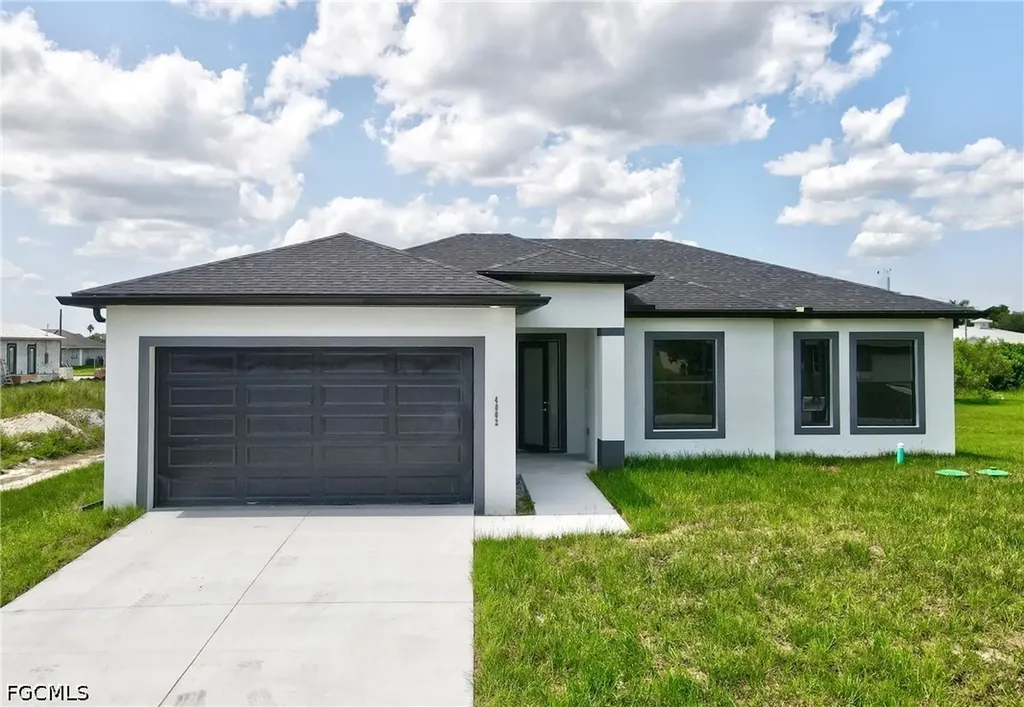 4002 9th Street SW Lehigh Acres FL 33976