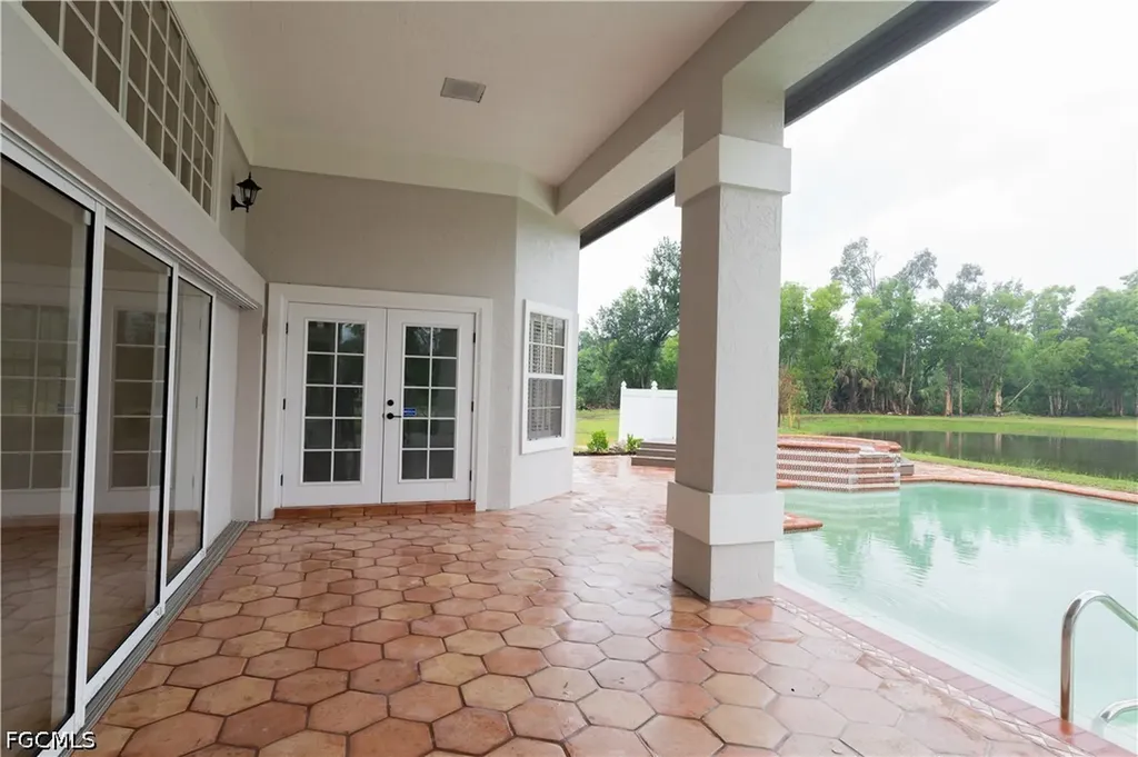 15200 Sweetwater Court Fort Myers FL 33912