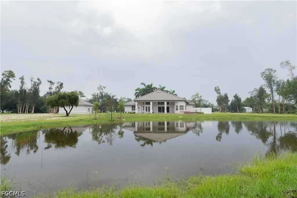 15200 Sweetwater Court Fort Myers FL 33912