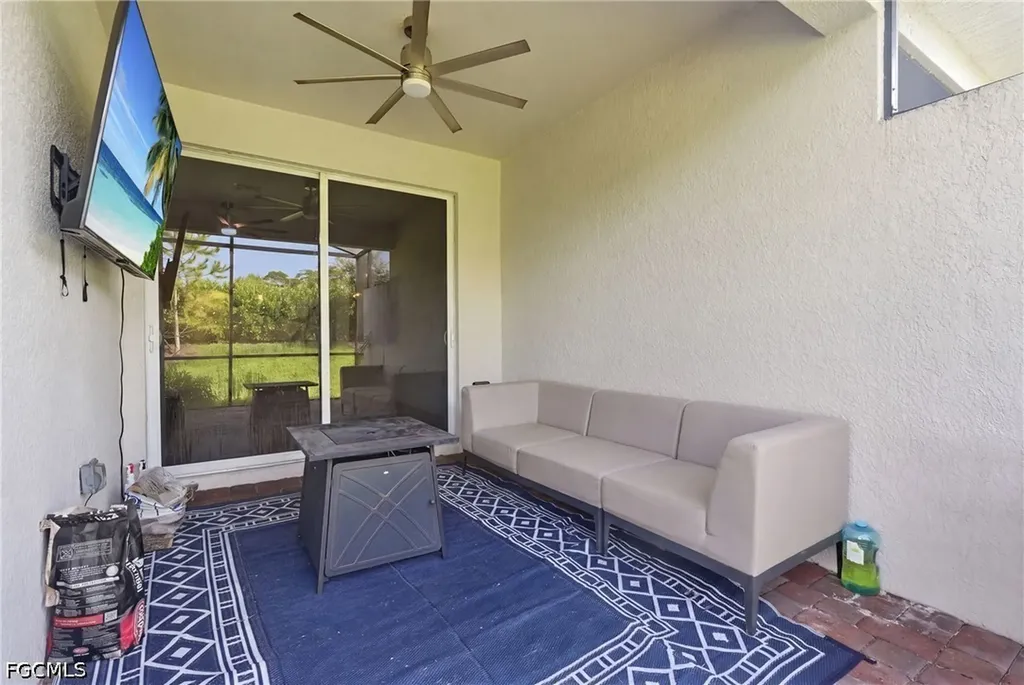 2228 Dragonfruit Way Naples FL 34120