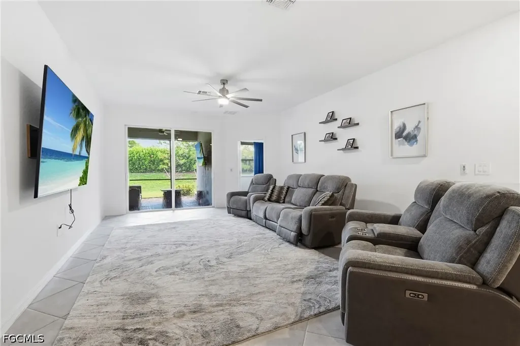 2228 Dragonfruit Way Naples FL 34120