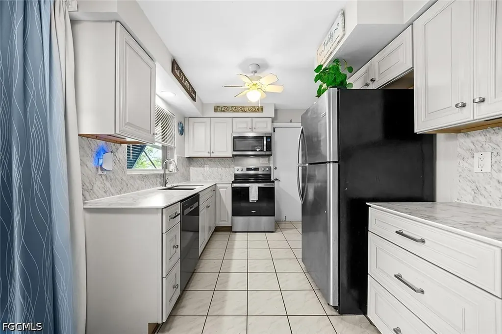 224 SE 43rd Terrace Cape Coral FL 33904