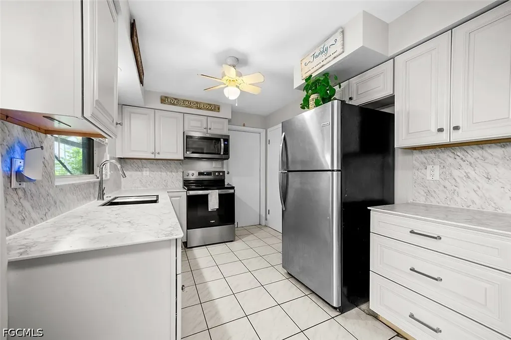 224 SE 43rd Terrace Cape Coral FL 33904