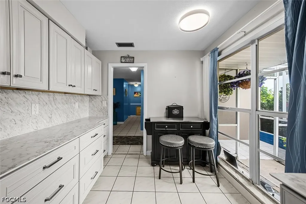 224 SE 43rd Terrace Cape Coral FL 33904