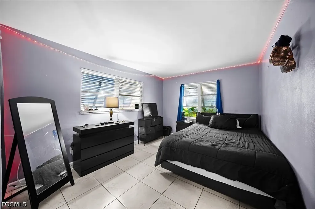 224 SE 43rd Terrace Cape Coral FL 33904