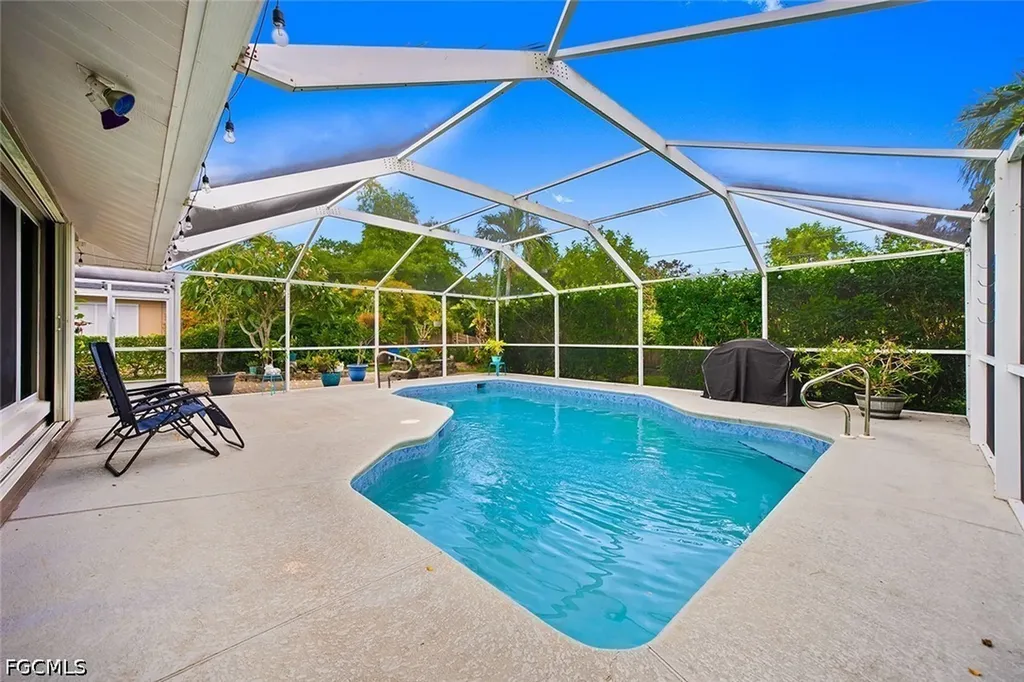 224 SE 43rd Terrace Cape Coral FL 33904