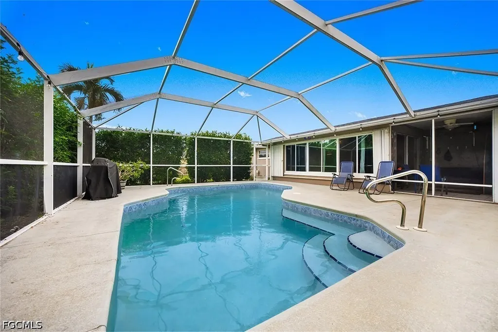 224 SE 43rd Terrace Cape Coral FL 33904