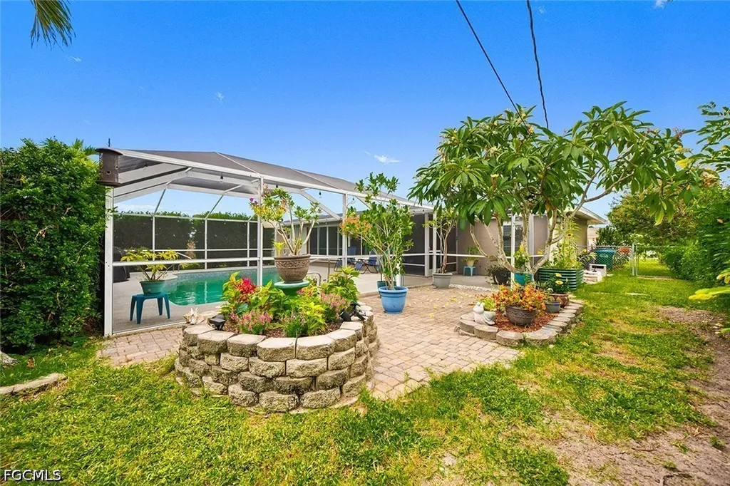 224 SE 43rd Terrace Cape Coral FL 33904