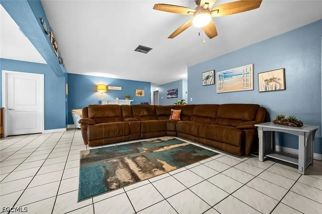 224 SE 43rd Terrace Cape Coral FL 33904