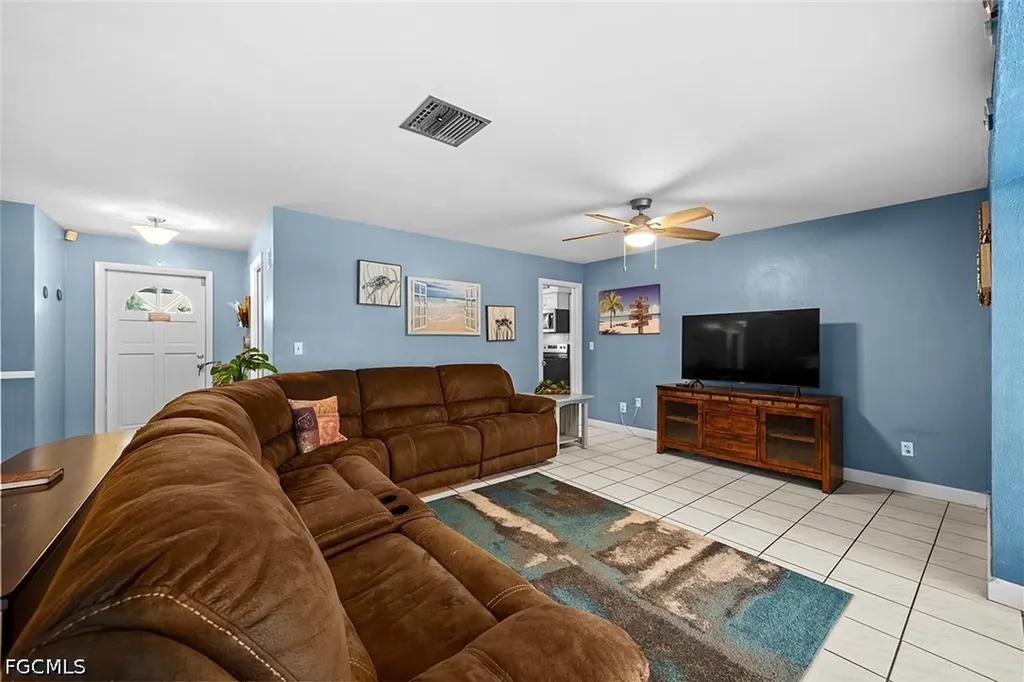 224 SE 43rd Terrace Cape Coral FL 33904
