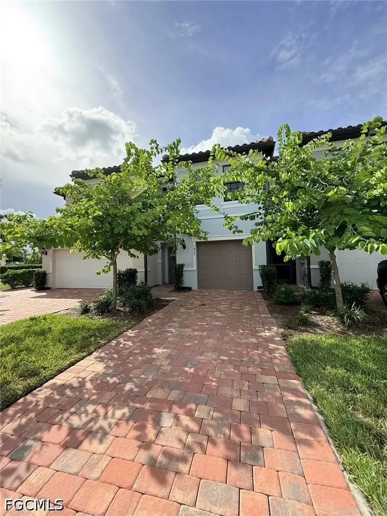 1425 Weeping Willow Court Cape Coral FL 33909