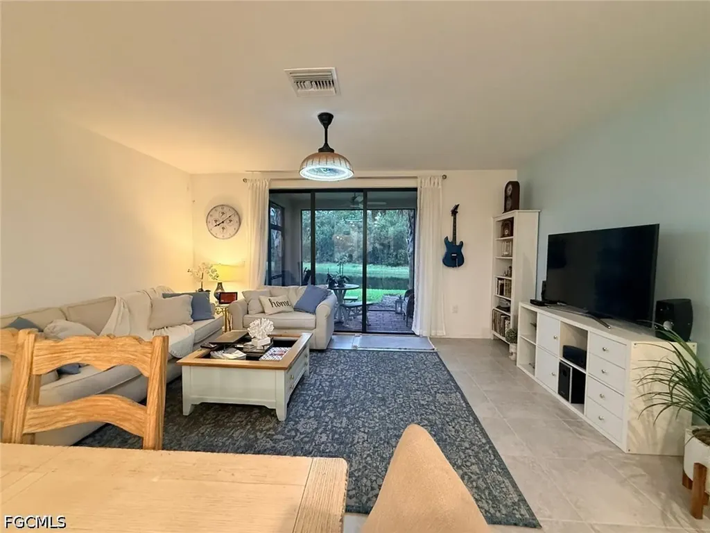 1425 Weeping Willow Court Cape Coral FL 33909