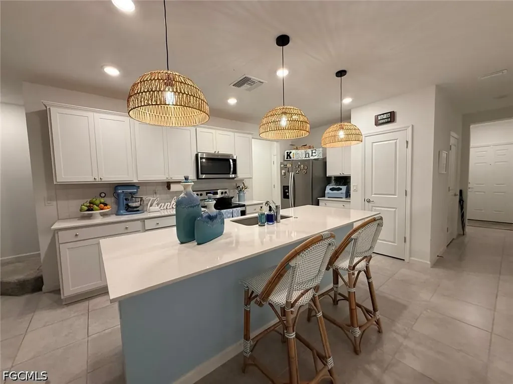 1425 Weeping Willow Court Cape Coral FL 33909