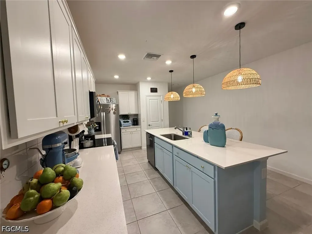 1425 Weeping Willow Court Cape Coral FL 33909