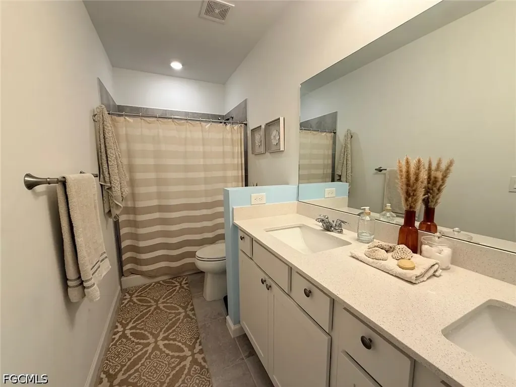 1425 Weeping Willow Court Cape Coral FL 33909