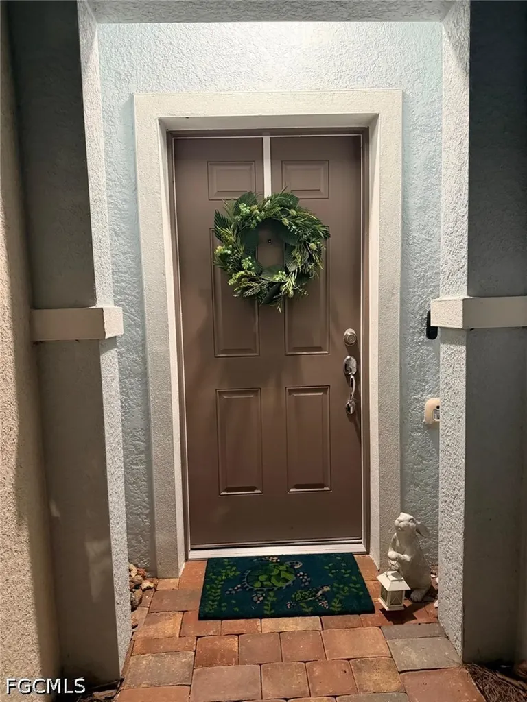 1425 Weeping Willow Court Cape Coral FL 33909