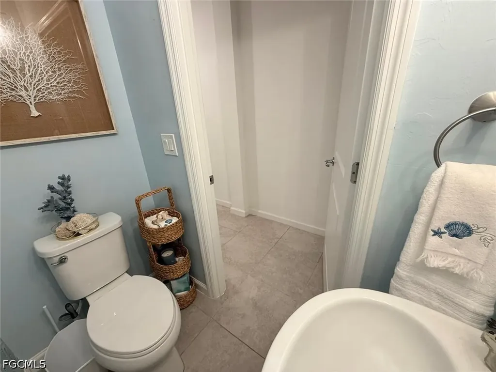 1425 Weeping Willow Court Cape Coral FL 33909