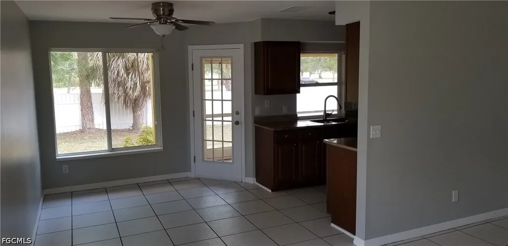 1503-1505 SW 48th Terrace Cape Coral FL 33914