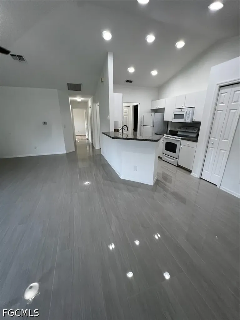 1543 Hightower Avenue S Lehigh Acres FL 33973