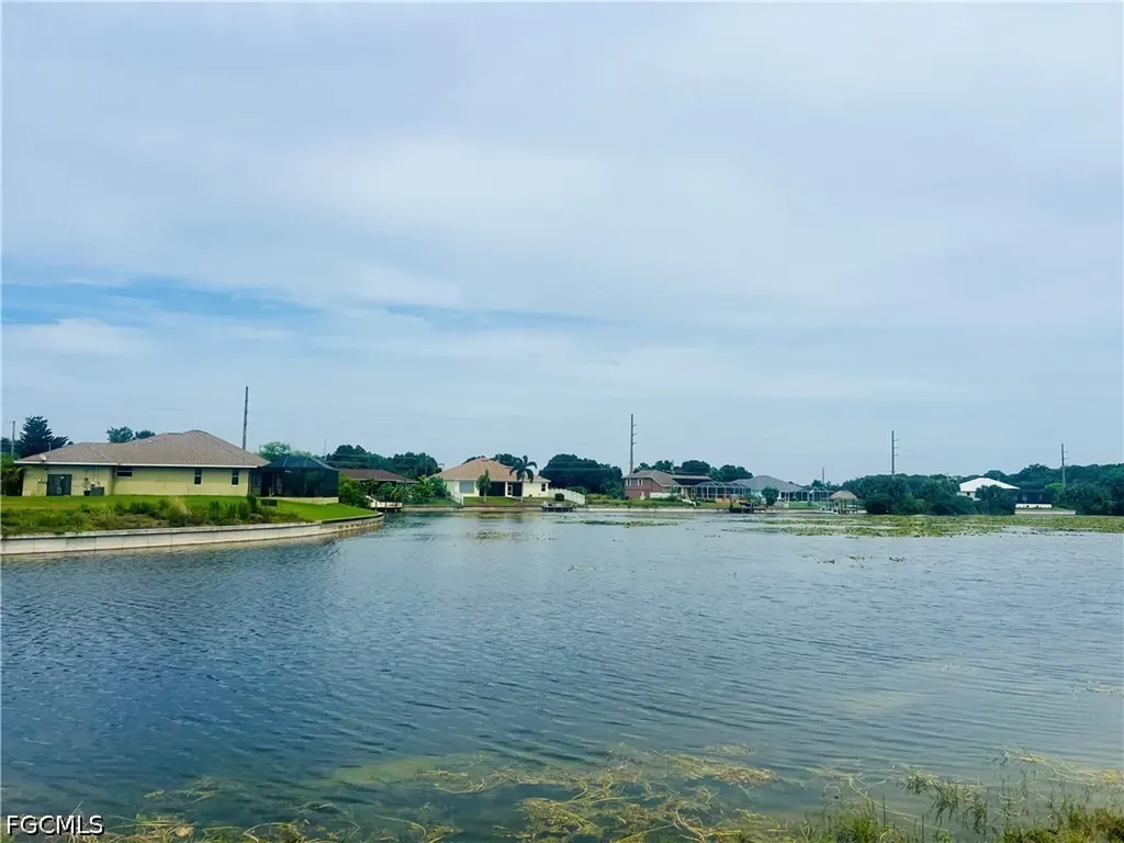 1903 NE 23rd Avenue Cape Coral FL 33909