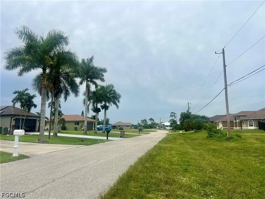 1903 NE 23rd Avenue Cape Coral FL 33909