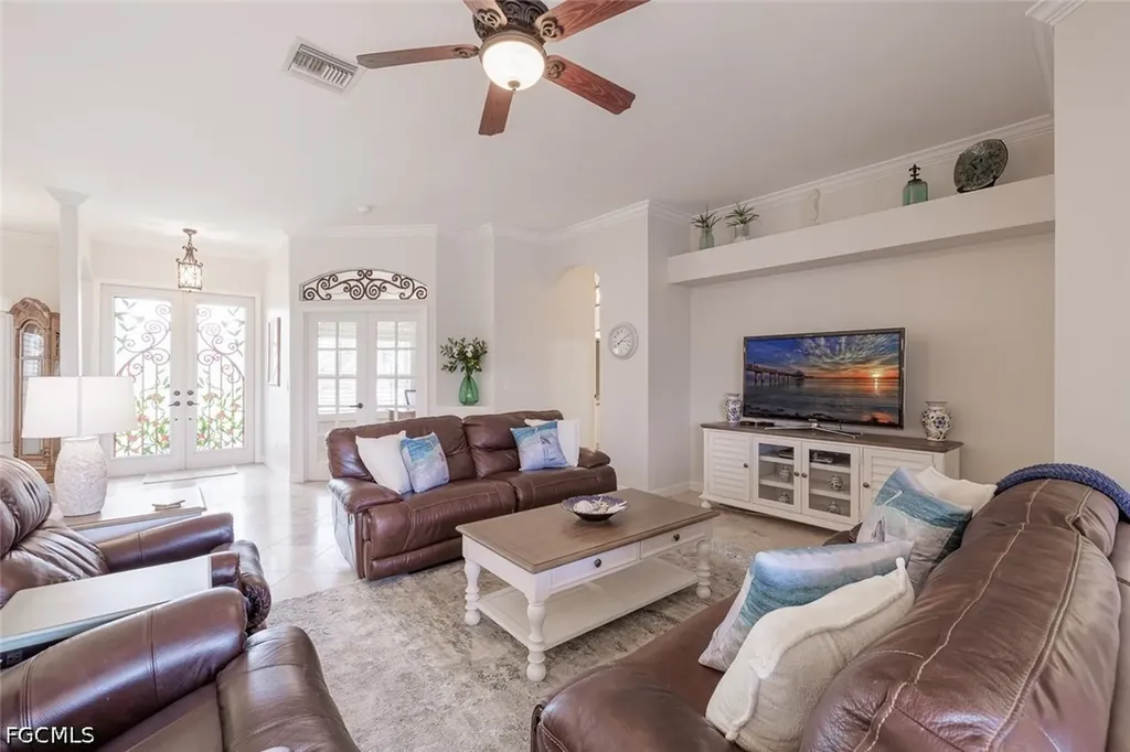 2714 SW 28th Place Cape Coral FL 33914