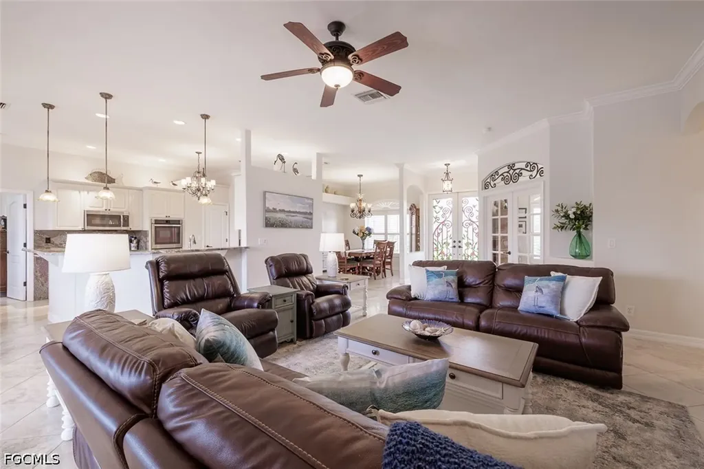 2714 SW 28th Place Cape Coral FL 33914