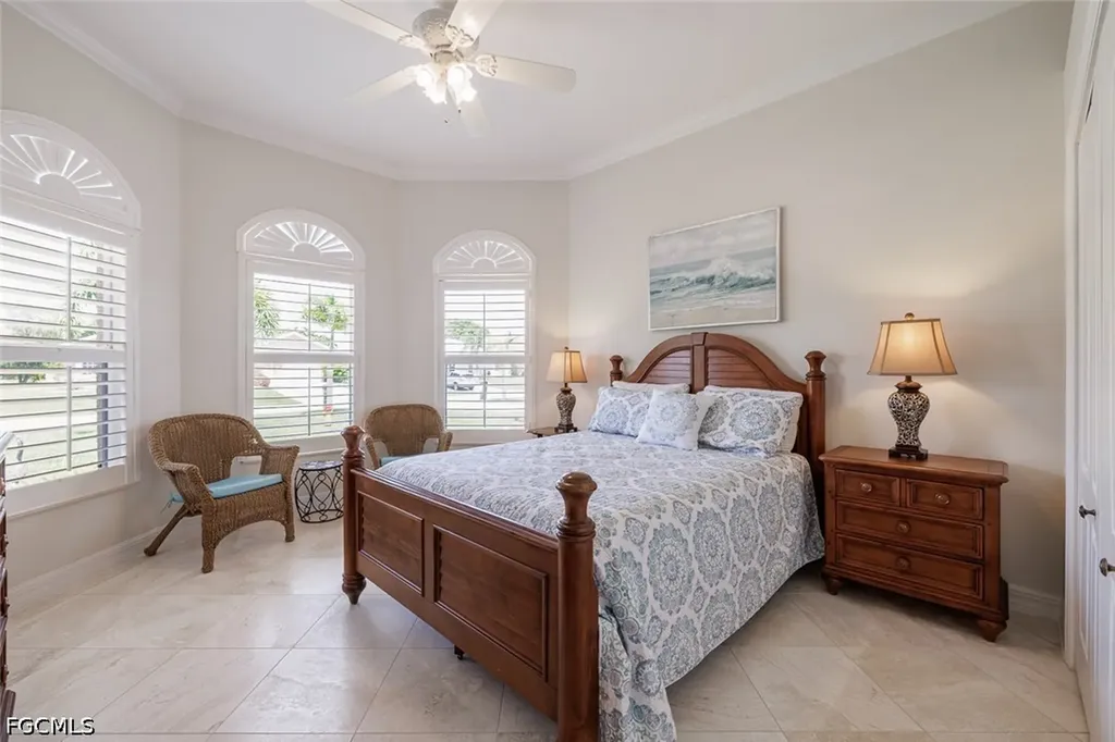 2714 SW 28th Place Cape Coral FL 33914