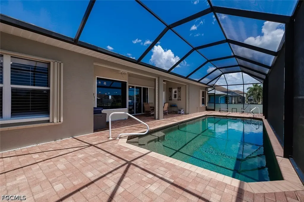 2714 SW 28th Place Cape Coral FL 33914
