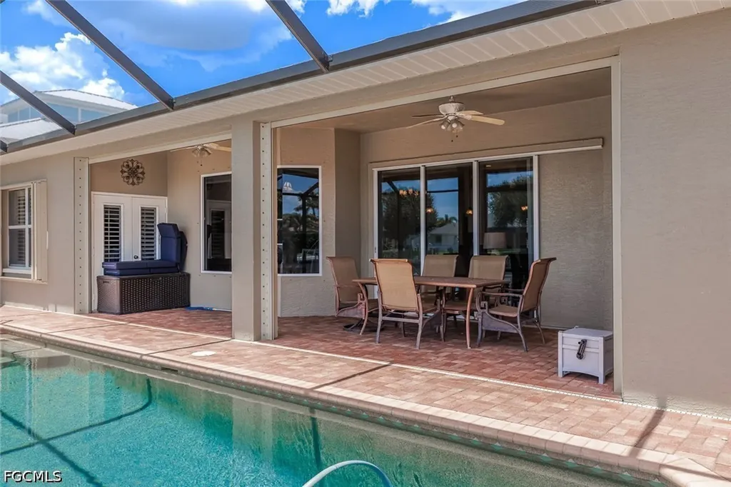 2714 SW 28th Place Cape Coral FL 33914