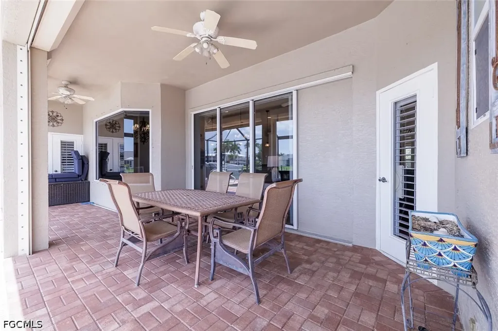 2714 SW 28th Place Cape Coral FL 33914