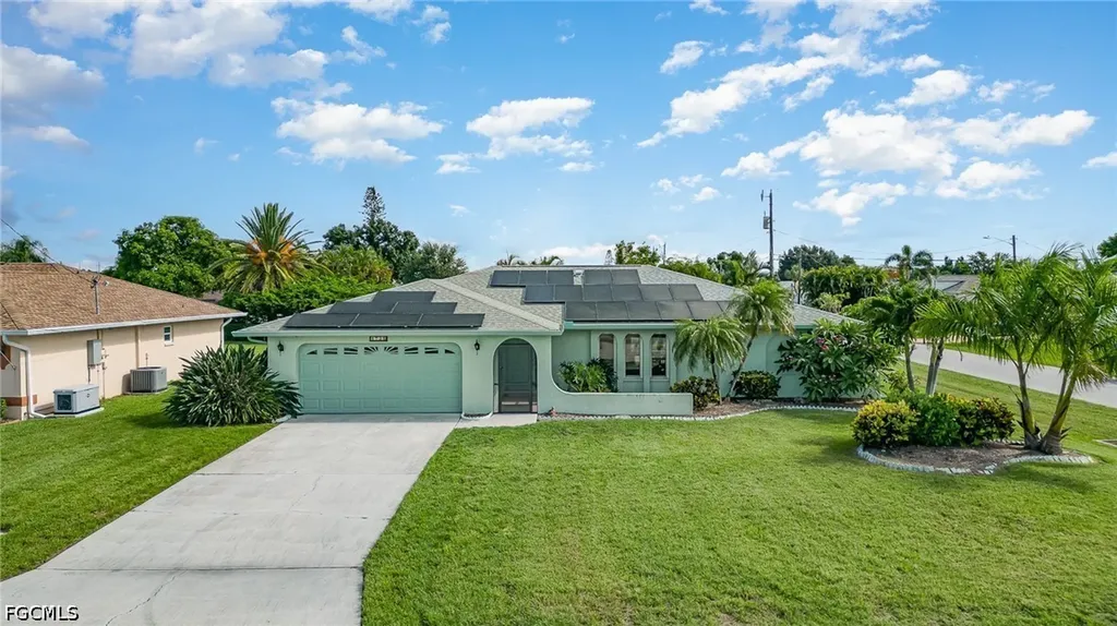 1725 SE 11th Terrace Cape Coral FL 33990