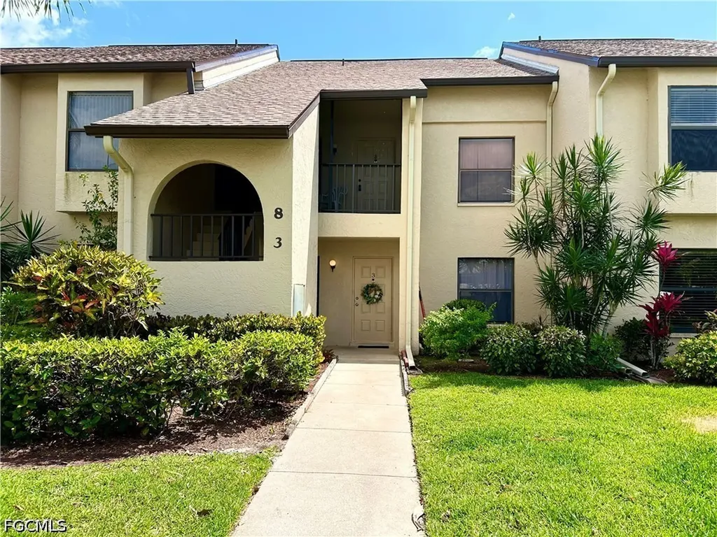 Fort Myers FL, 8534 Charter Club Circle, Unit 3