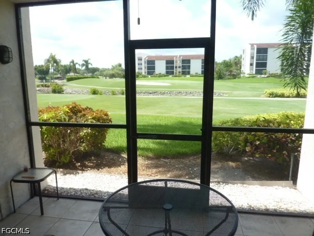 4120 Steamboat Bend E Fort Myers FL 33919