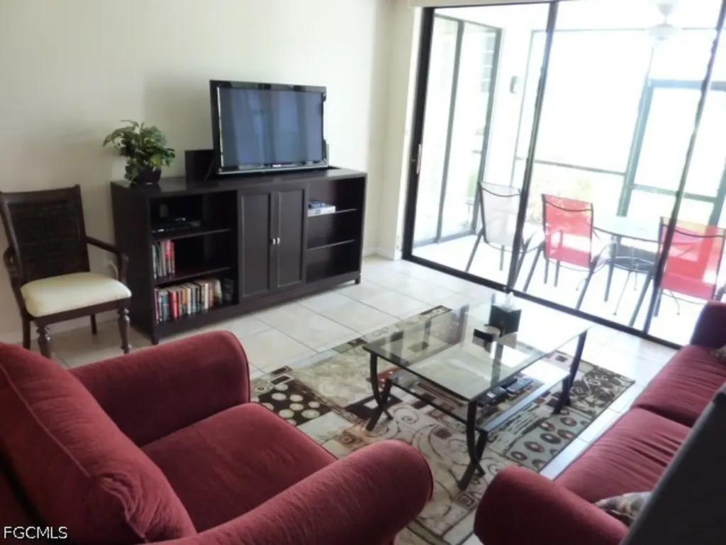 4120 Steamboat Bend E Fort Myers FL 33919