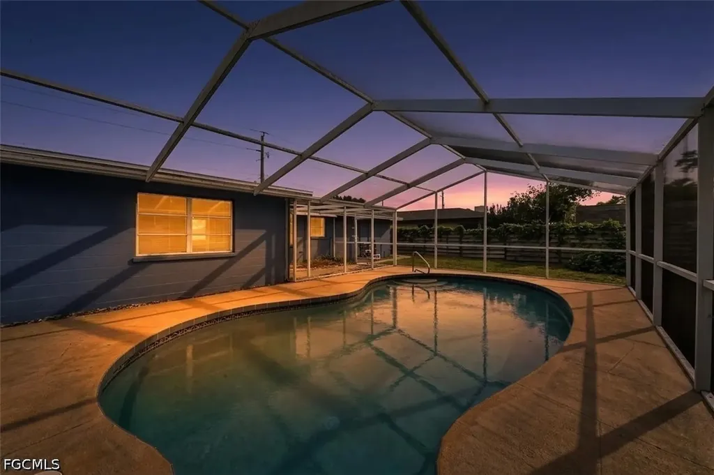 3238 Savage Road Sarasota FL 34231